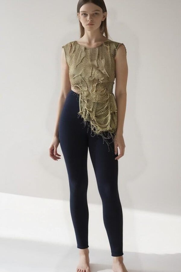 Home distressed spider net top in gold